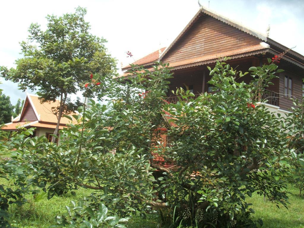 Green Plateau Lodge Banlung Екстериор снимка