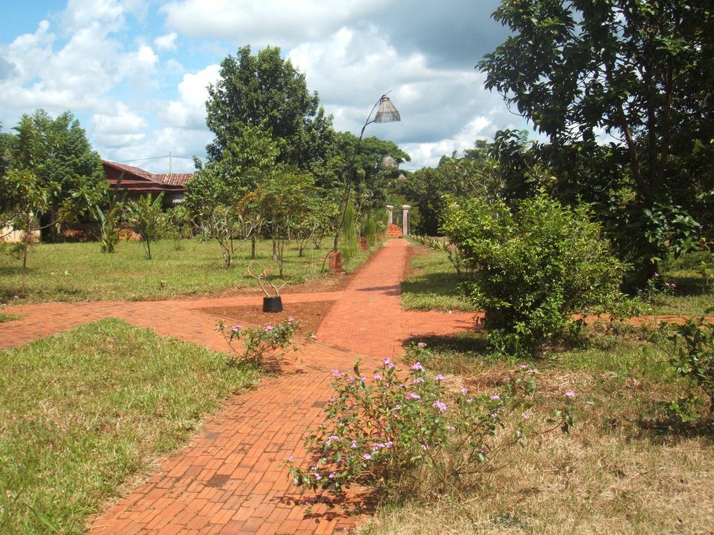 Green Plateau Lodge Banlung Екстериор снимка